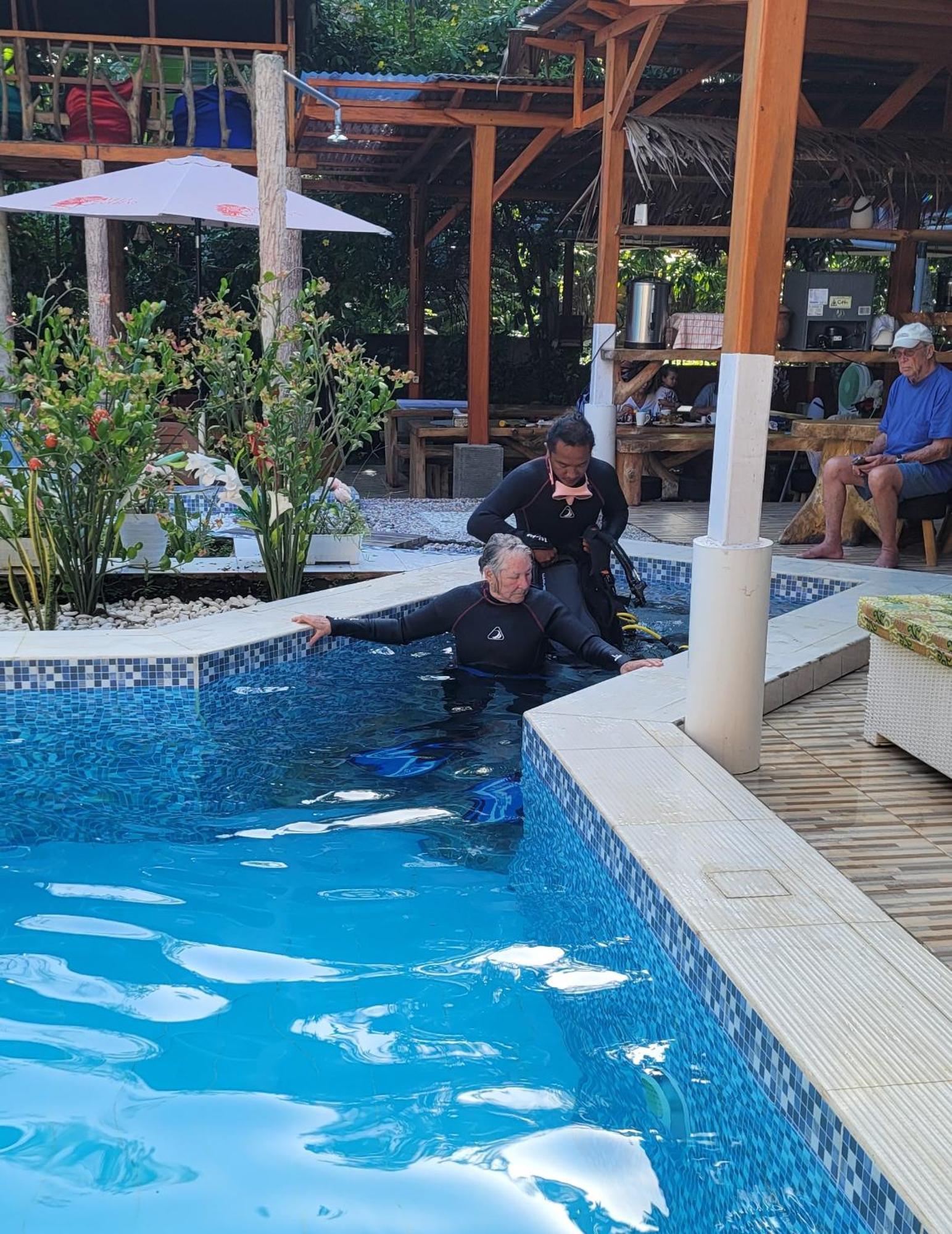 Bunaken Villa Queen'S Dive Manado Dış mekan fotoğraf